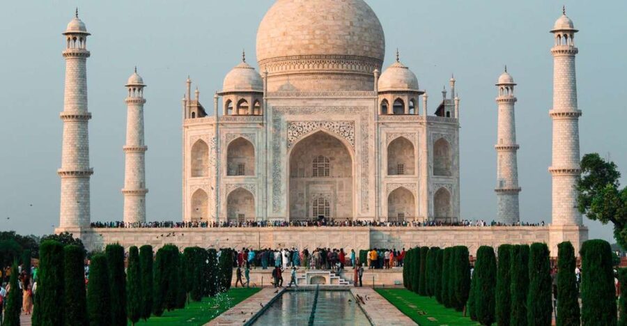 5 days Delhi Agra Jaipur private tour with Tiger safari - Day 2: Delhi’s monuments, then on to Agra