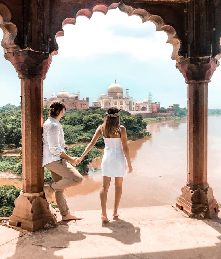 Agra Evening Tour with Sunset view Taj Mahal - Browse Sadar Bazaar without turning the evening into a shopping trip