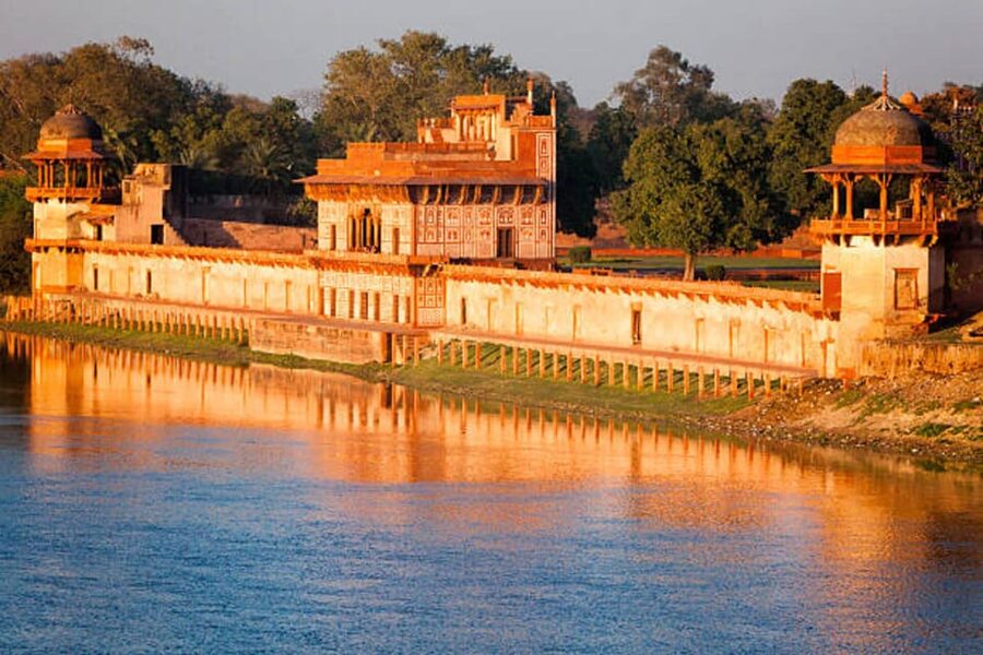 Agra fort, Baby Taj & Mehtab Bagh Express Ticket With Option - Agra Fort: the day’s main event