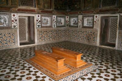 Agra fort, Baby Taj & Mehtab Bagh Express Ticket With Option