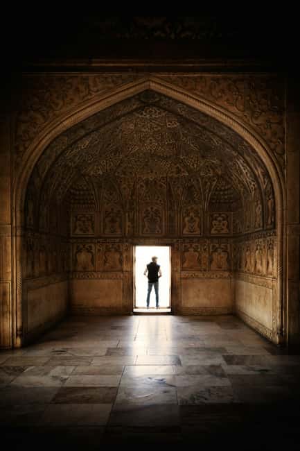 Agra Fort: Guided UNESCO Heritage Walking Tour - Is this Agra Fort tour right for you?