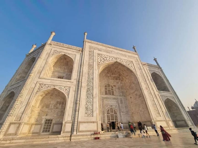 Agra: Guided City Tour Taj Mahal Agra Fort & Baby Taj by Car - End with the Taj across the river