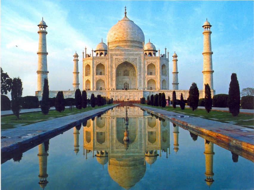 Agra: Guided Tour of Taj Mahal, Agra Fort and Fatehpur Sikri - The drive to Fatehpur Sikri