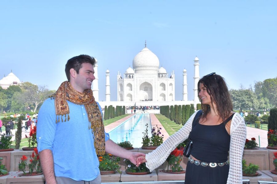 Agra Local Sightseeing with Sunrise or Sunset Experience - What the $15 price does and does not cover