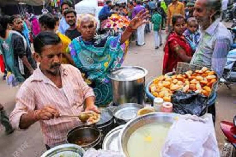 Agra : Old Bazar & Kinari Bazar Heritage Walking Tour. - Jama Masjid: a 20-minute pause in the old city