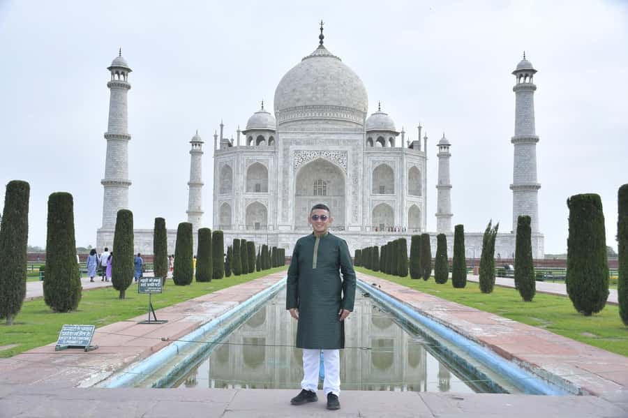 Agra: Premier Tour of Taj Mahal & Agra Fort All Inclusive - Agra Fort puts the Taj in a wider frame