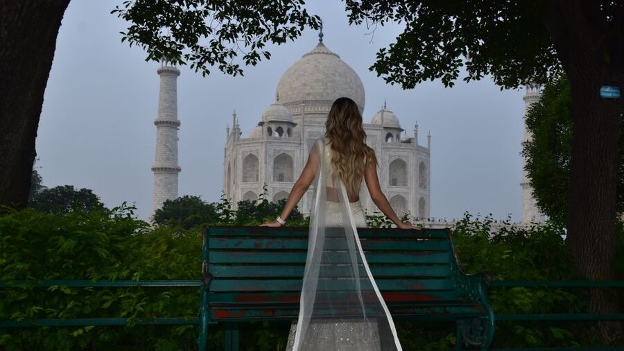 Agra: Private Taj Mahal and Agra Day Tour with Transfer - Who should book this Agra tour?