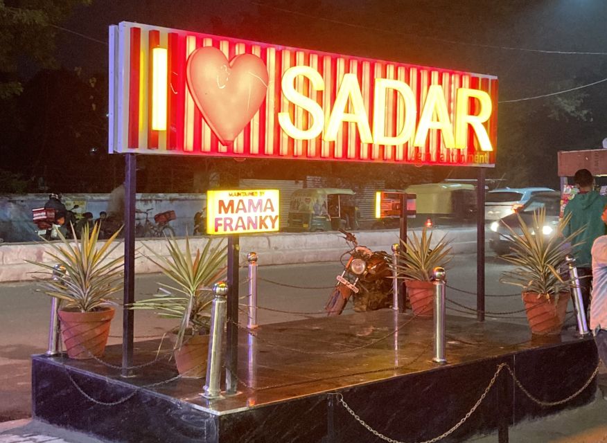 Agra: Sadar Bazar Food Market Night Walking Tour by Tuk-Tuk - Who will get the most from this evening