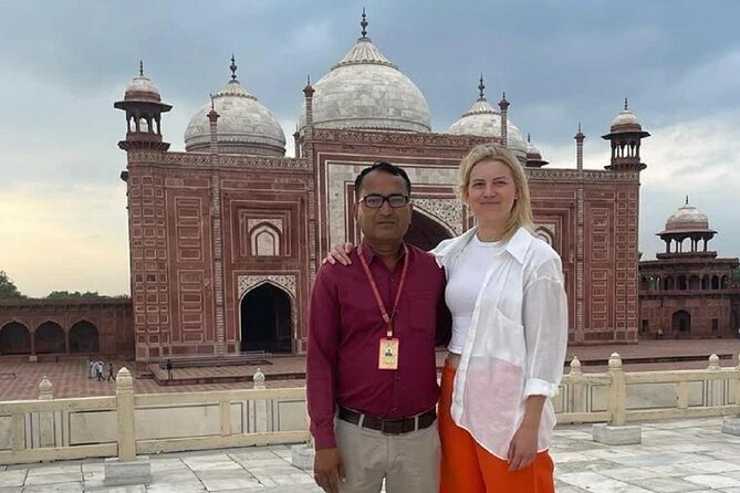 Agra: Skip the Line Taj Mahal and Agra Fort Private Tour - Two Monuments, One Private Agra Day