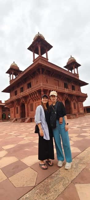 Agra: Taj Mahal, Agra Fort & Fatehpur Sikri Guided Tour - What the private car changes