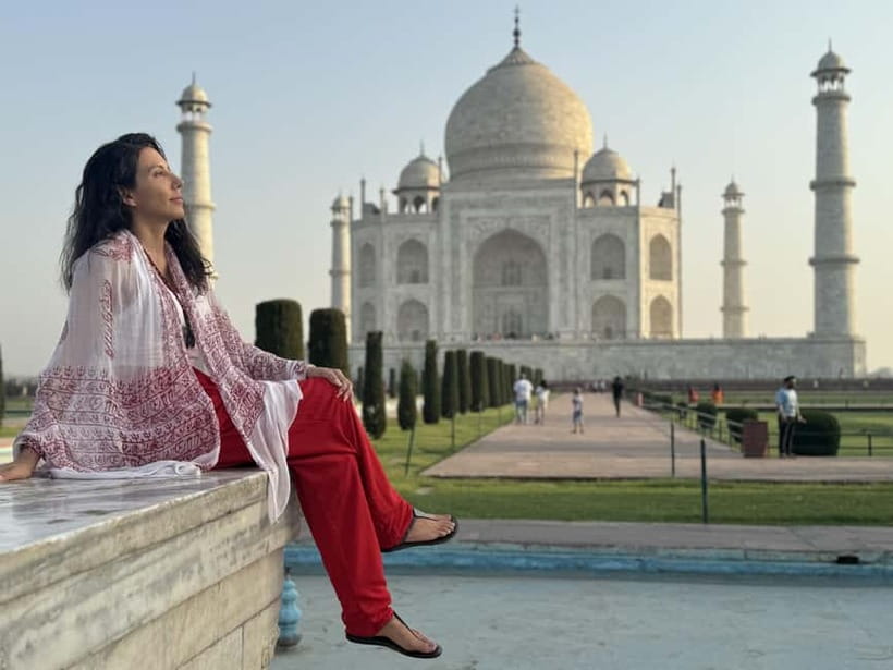 Agra: Taj Mahal & Agra Fort Private Tour - What the private guide adds