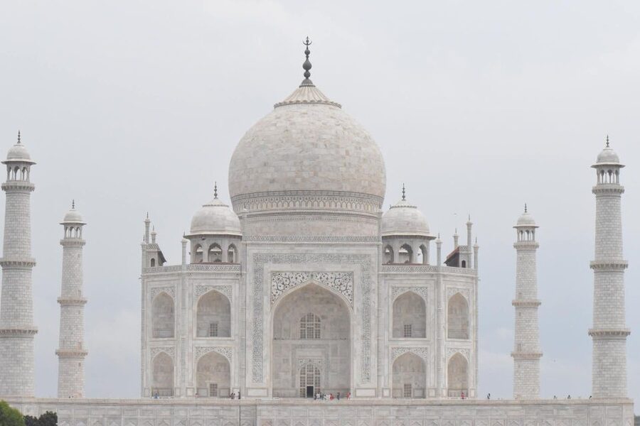 Agra: Taj Mahal Express Entry Tickets - Timing, crowds, and the winter-fog question