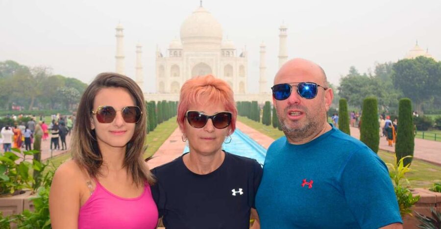 Agra: Taj Mahal Private Tour with Agra Fort & Fatehpur Sikri - At a glance