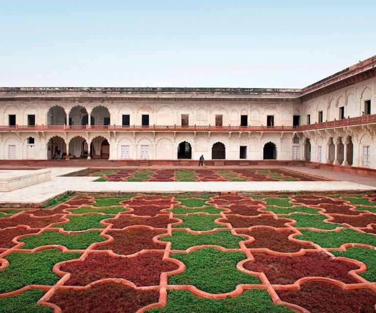 Agra: Taj Mahal Private Tour with Agra Fort & Fatehpur Sikri - The Taj Mahal gets the first and longest stop