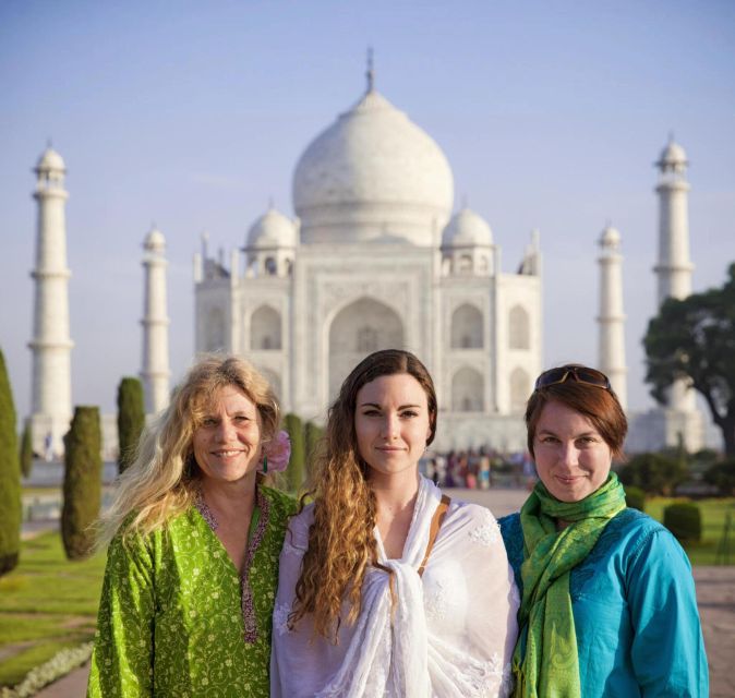 Agra: Taj Mahal Skip-the-Line & Guided Private 3 Hours Tour - Key points to know