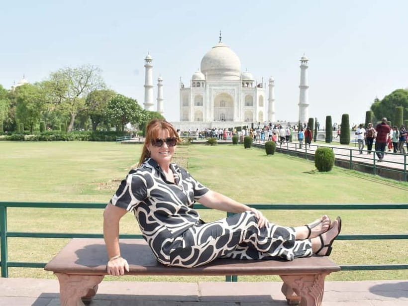 Agra: Taj Mahal Sunrise & Agra Fort Guided Tour Options - Getting around Agra without adding another puzzle