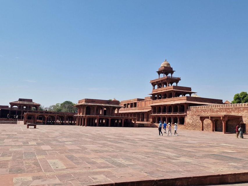 Agra to/from Jaipur with Chandboari Stepwell & Sikri Visits - The short version: a transfer with two worthwhile stops
