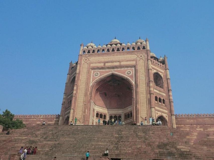 Agra to/from Jaipur with Chandboari Stepwell & Sikri Visits - The drive: private, practical, and best with luggage details settled