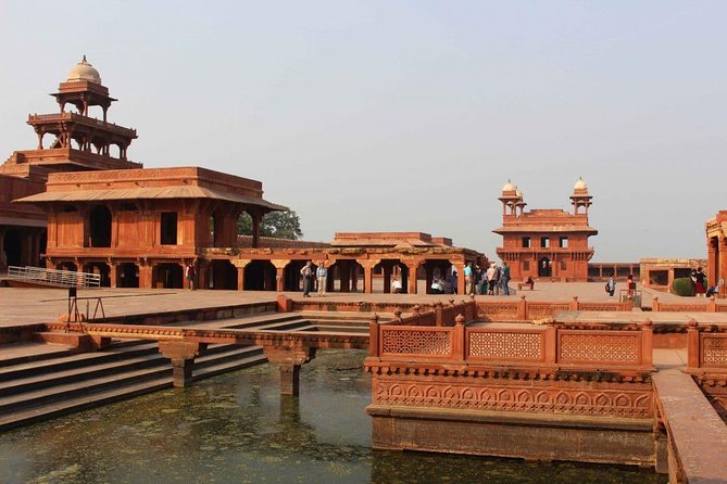 Agra To Jaipur Drop Via Fatehpur Sikri & Chand Baori, Step Well - Fatehpur Sikri: a capital built in red sandstone