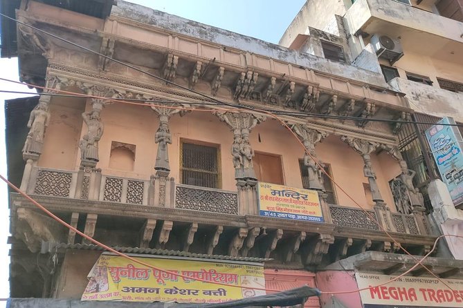 Agra Walking Tour - Shri Mankameshwar Mandir: temple stories in a short visit
