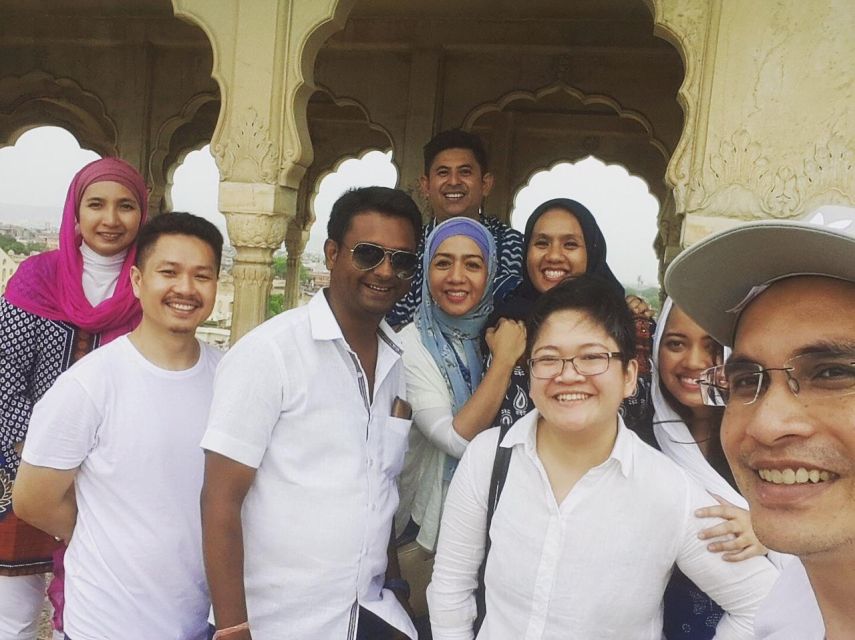 Book Govt. Approved Tour Guide for Jaipur City Tour - Who is likely to appreciate this tour