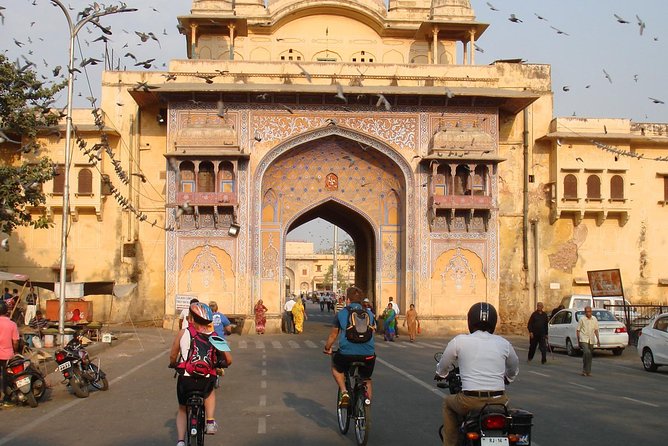 Cyclin'Jaipur - Explore the city on a cycle! - Jaipur Before the Traffic Builds