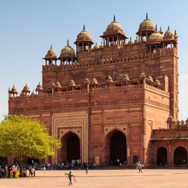From Agra: Fatehpur Sikri and Market Private Half-Day Tour - Key points to know