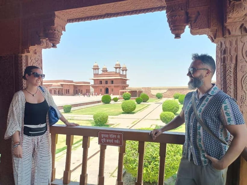 From Agra: Fatehpur Sikri Private Tour - Buland Darwaza sets the scale