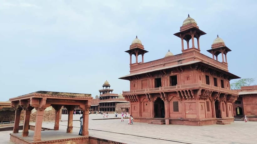 From Agra : Fatehpur Sikri Sightseeing by Private Car - Price, tickets and what the cost covers