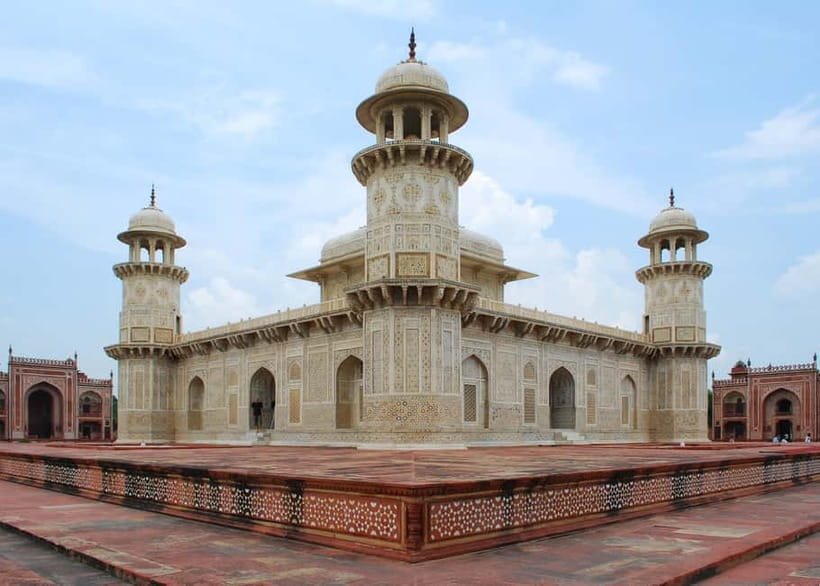From Delhi: 2-Days Golden Triangle Tour to Agra and Jaipur - The essentials at a glance