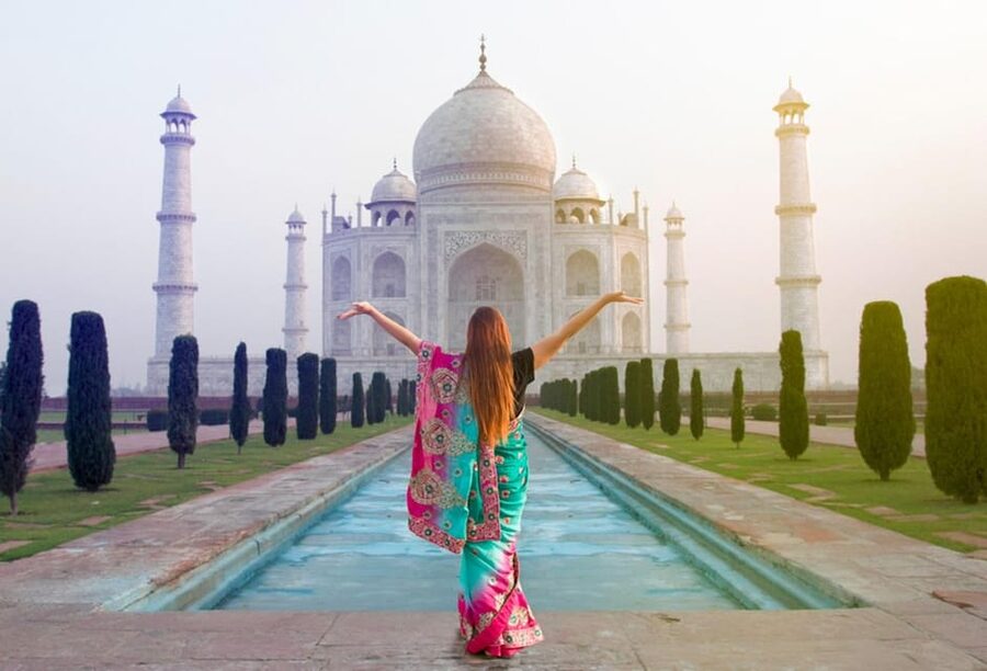 From Delhi/Agra: Taj Mahal Tour with Rental Saree Experience - Should you book it?