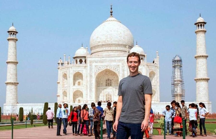 From Delhi: Deluxe Taj Mahal and Agra tour with Luxury Cars - A private drive that starts where you are
