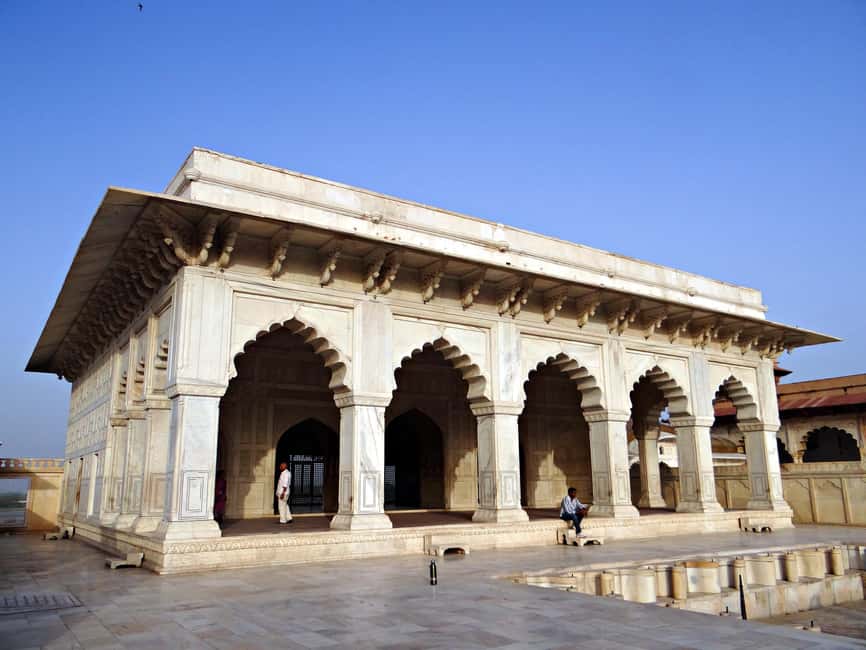 From Delhi: Private 2-Day Golden Triangle Luxury Tour - A fast route from Delhi to two headline cities