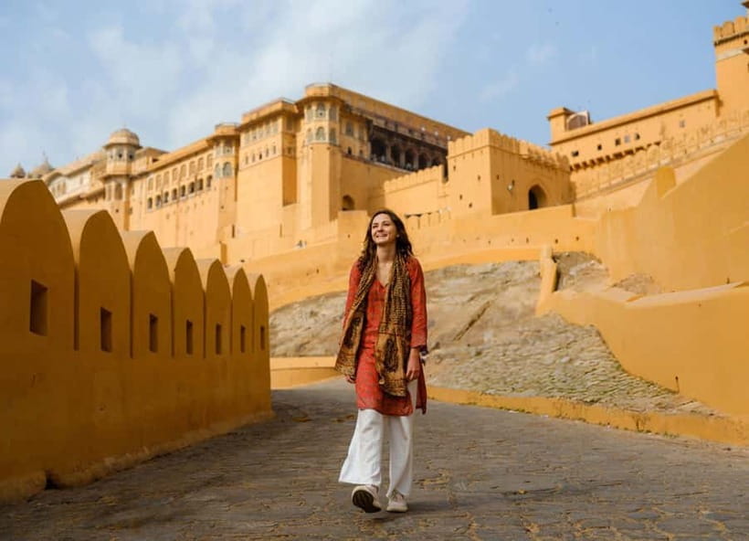 From Delhi: Private Full-Day Jaipur Highlights Tour - Jal Mahal: a 15-minute view of the Water Palace