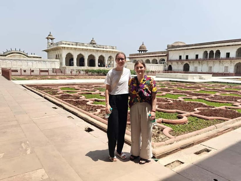 From Delhi: Private Layover Taj Mahal Day Tour By Car - A Layover With the Taj Mahal at Its Center