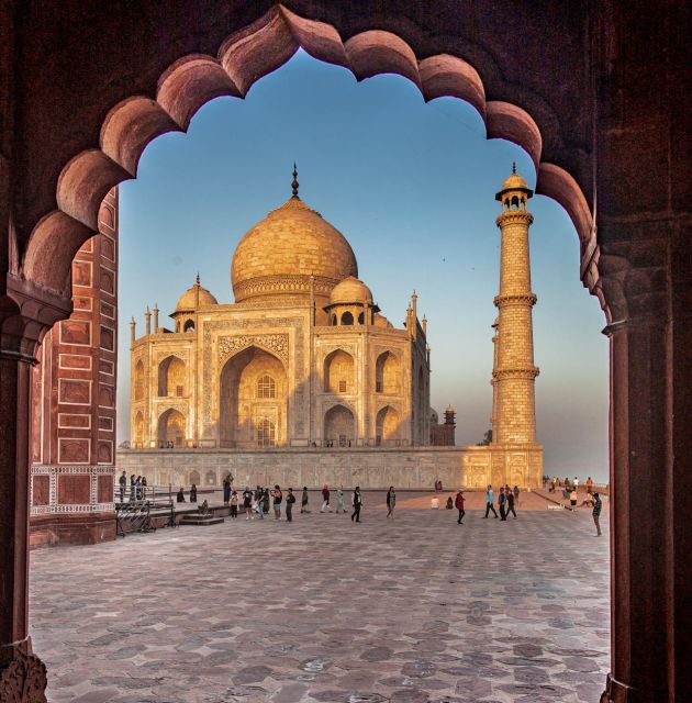 From Delhi: Same Day Taj Mahal Trip By India's Fastest Train - What the $160 price covers, and what it does not