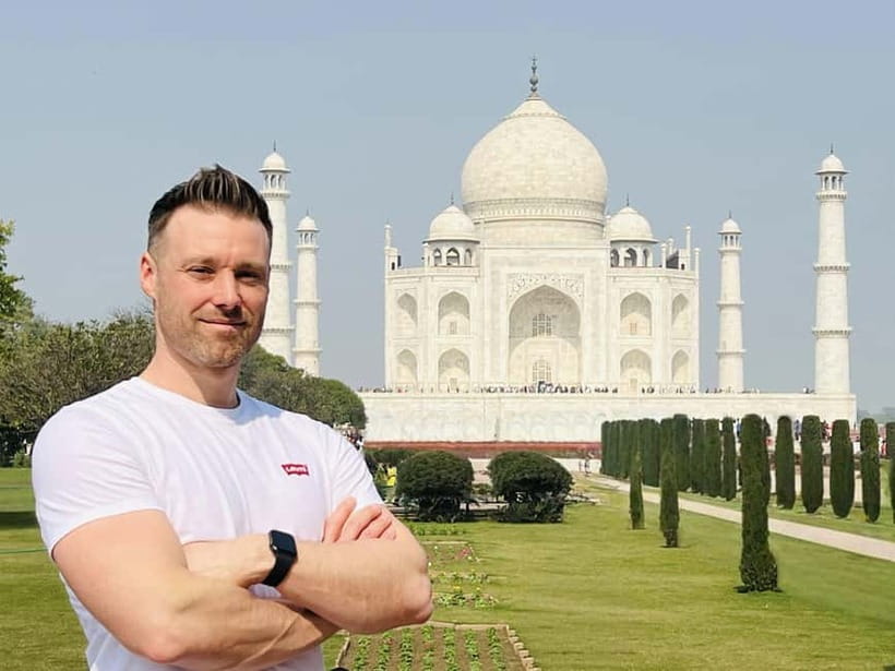 From Delhi: Taj Mahal & Agra Fort Tour with Transfers - Two monuments, one busy day