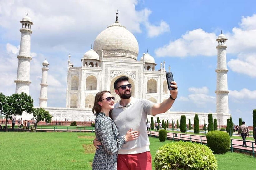 From Delhi: Taj Mahal & Agra Heritage Day Trip By Car - The Taj Mahal deserves more than a quick photo