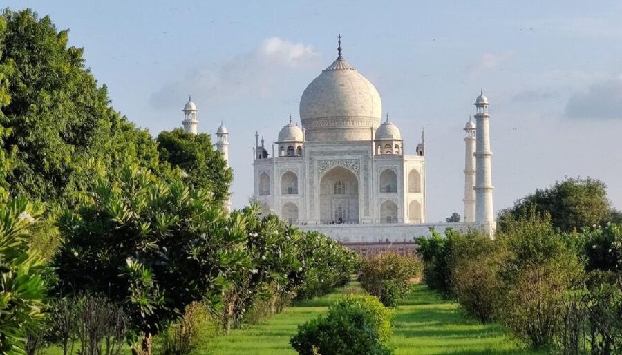 From Delhi: Taj Mahal & Agra Heritage Day Trip By Car - Lunch and breakfast depend on your departure