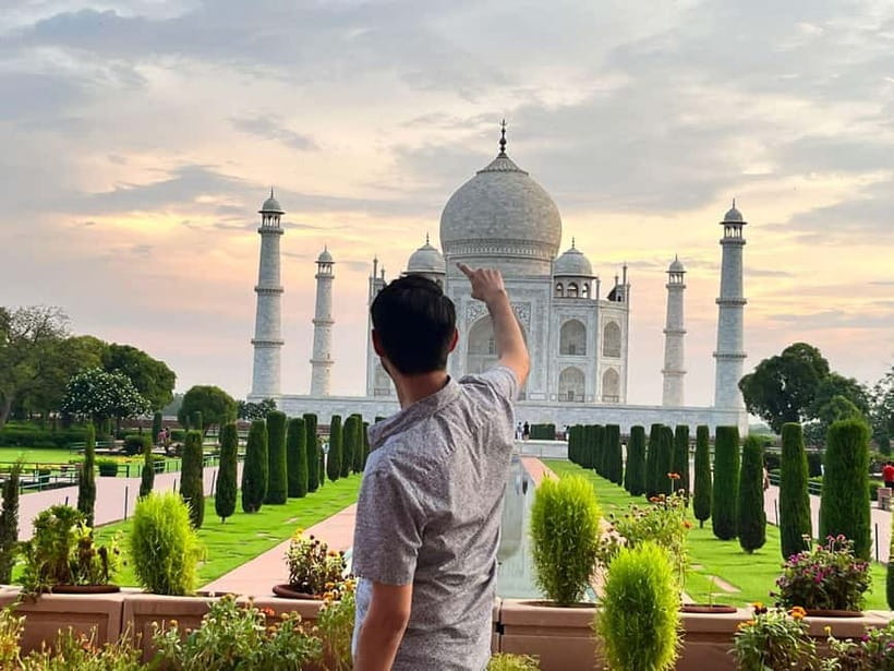 From Delhi : Taj Mahal & Agra Private Day Tour by Car - The Taj Mahal needs a timing check