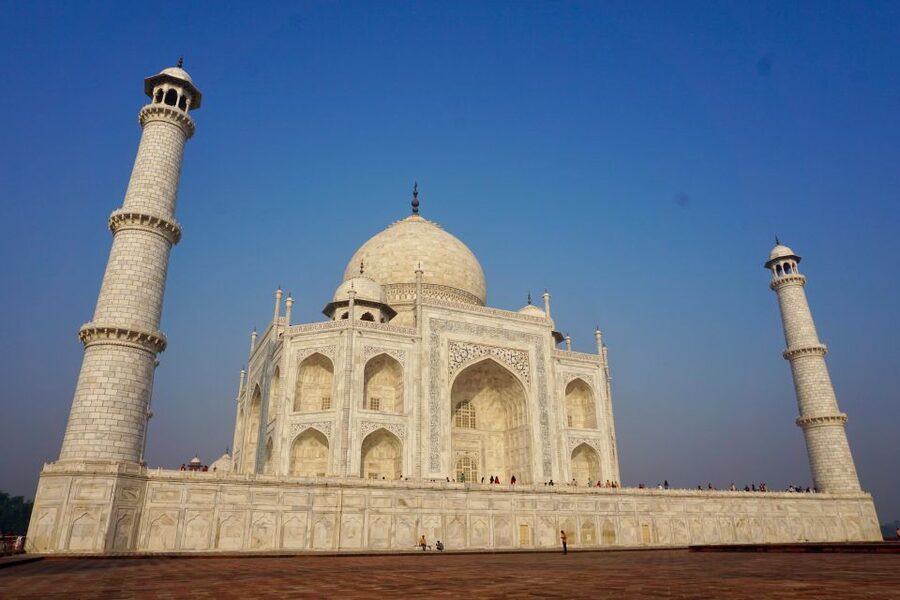 From Delhi: Taj Mahal & Agra Private Day Trip with Transfers - Delhi to Agra, without the transport puzzle