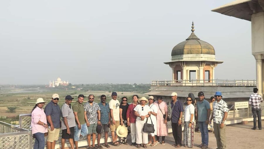 From Delhi: Taj Mahal and Agra Fort Day Tour with transfer - Who This Long Day Suits Best