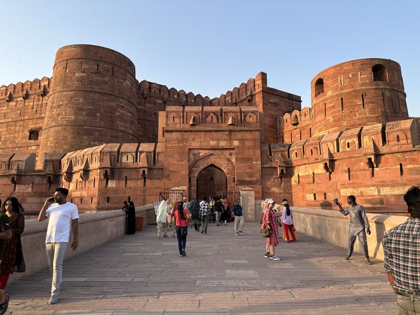 From Delhi : Taj Mahal and Agra Fort Tour By Private Car - Agra Fort offers a different Mughal view