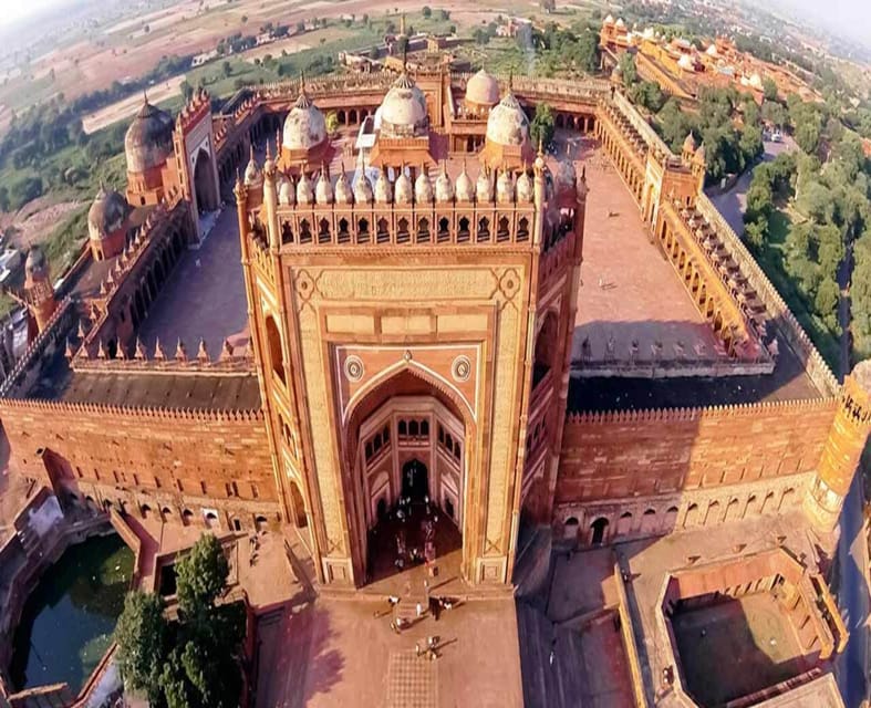 From Delhi: Taj Mahal Sunrise, Agra Fort & Baby Taj Day Tour - A meal break, if your option includes it