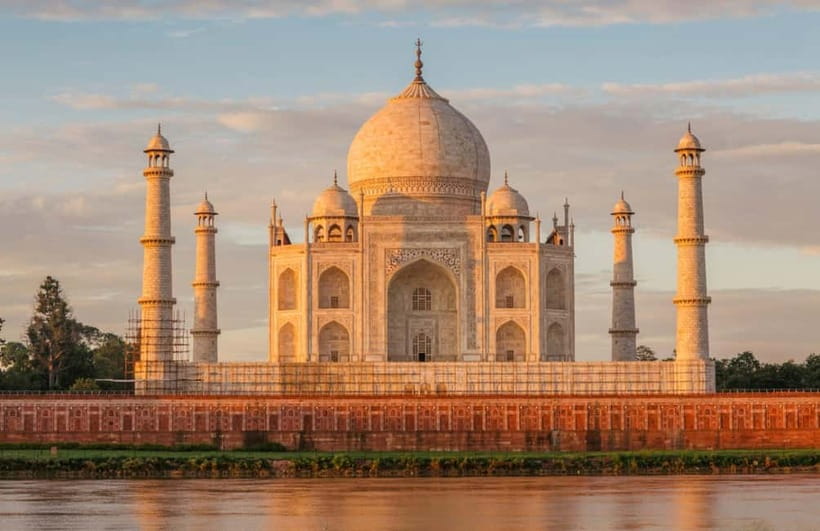 From Delhi: Taj Mahal Sunrise & Agra Fort Guided Day Trip - Small details that make the day smoother