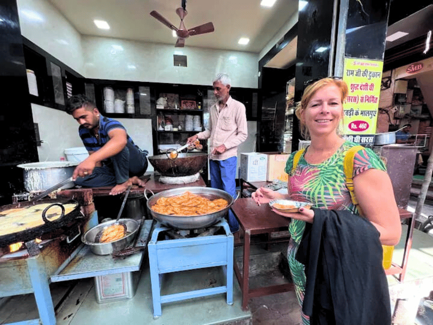 From Jaipur : Ajmer Pushkar Private Tour by Cab with Guide - A Jaipur departure with a long road ahead