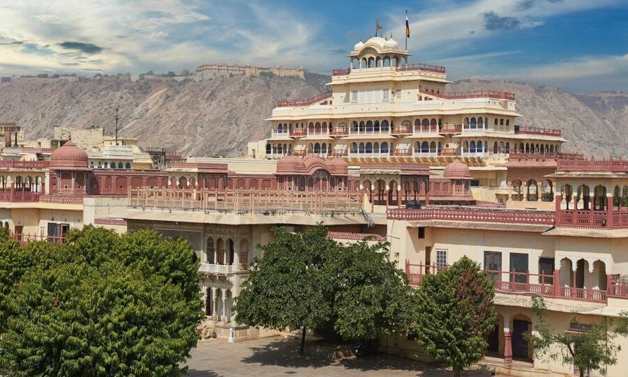 From Jaipur: Private Amber Fort, Jal Mahal and More Car Tour - At a glance