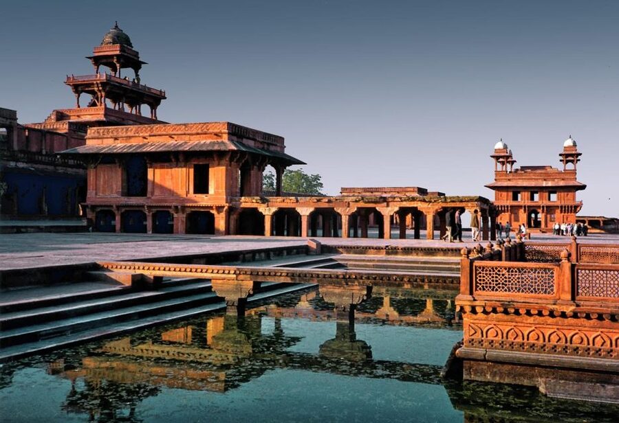 From Jaipur: Same Day Taj Mahal Tour with Fatehpur Sikri - Should you book it?