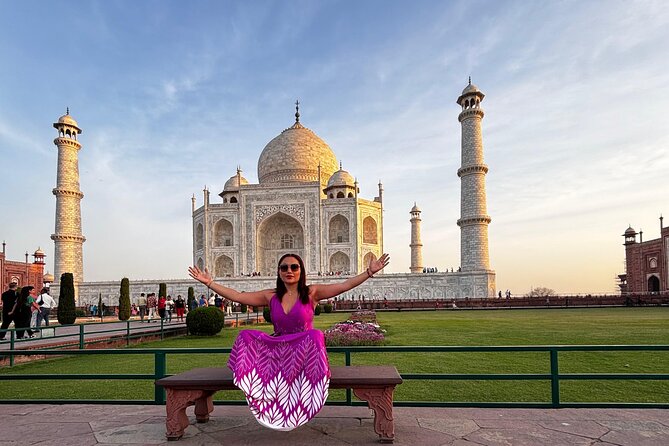 From Jaipur: Taj Mahal & Agra Tour with Transfer to Delhi by Car - The day at a glance