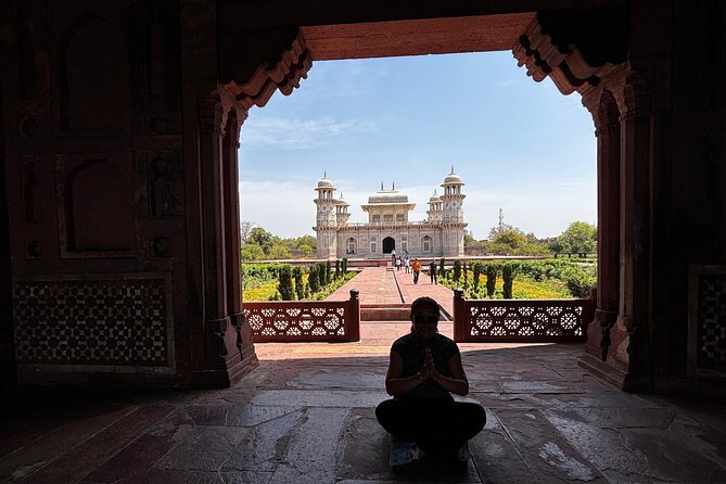 From Jaipur: Taj Mahal & Agra Tour with Transfer to Delhi by Car - Who should book this Agra day trip